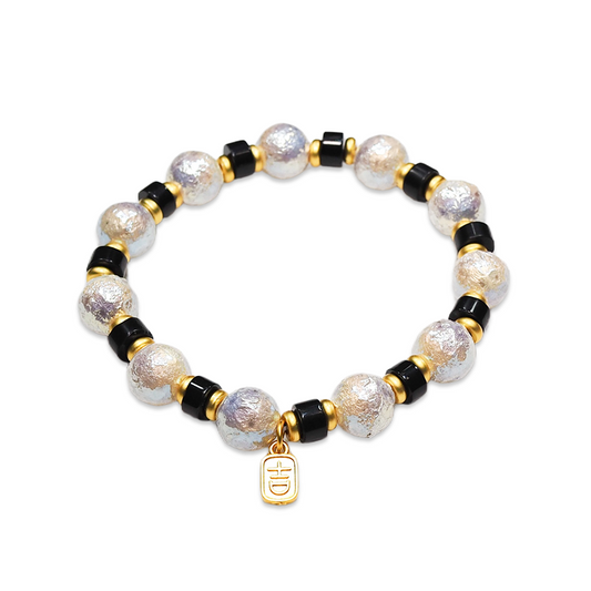 الذهبي الأسود