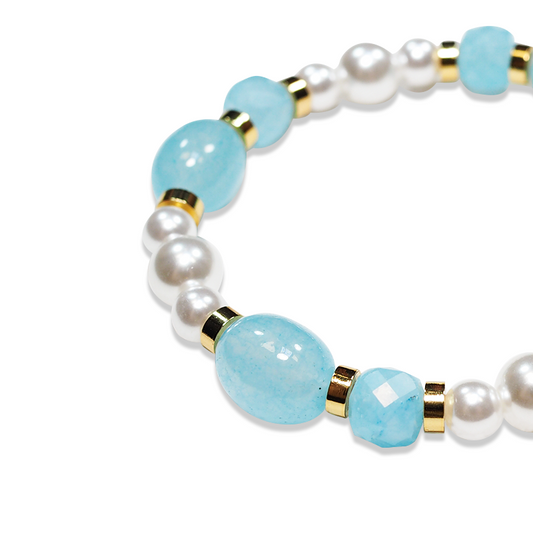 أزرق بحري مشمس